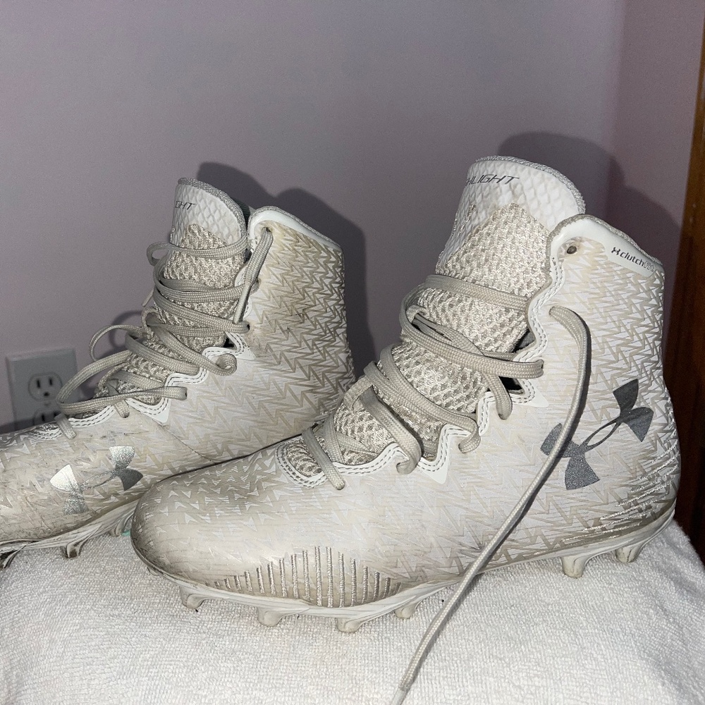 Under Armor Highlight Molded Cleats